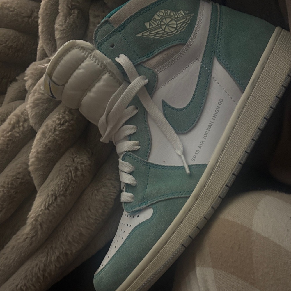 Nike Air Jordan 1 High Teal & White